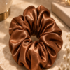 BÉKÉÈ Satin Scrunchie